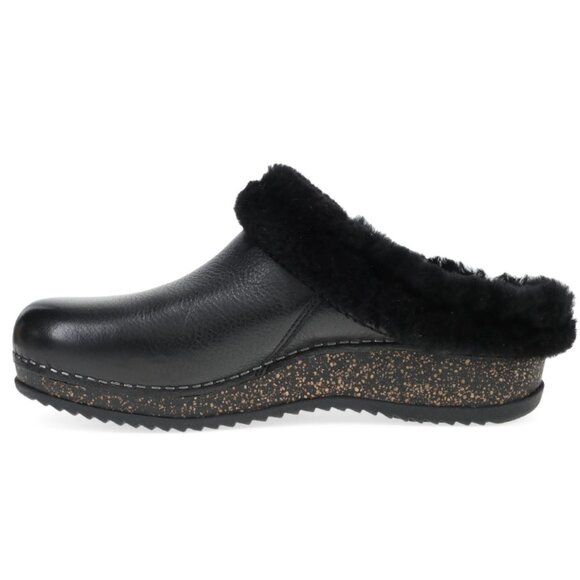 new Dansko Magda Leather and Sheepskin clog 252 - Picture 6 of 15